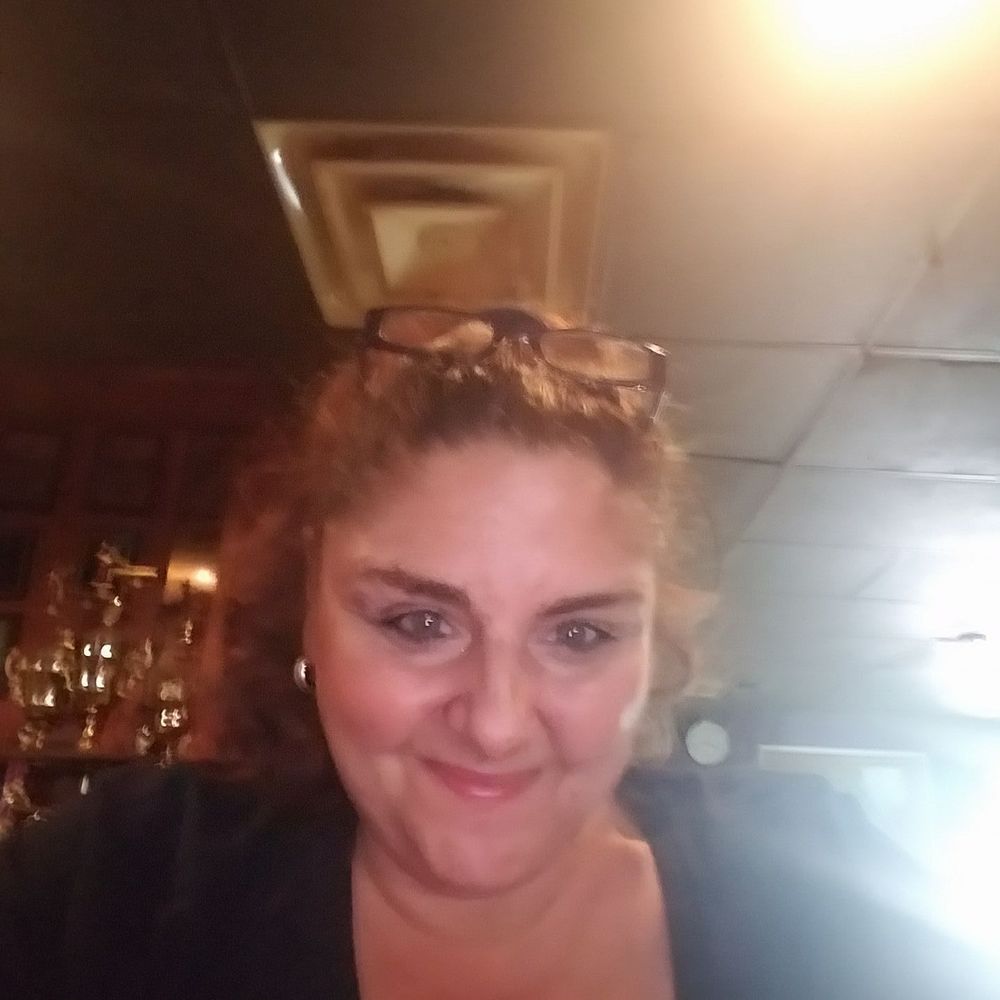 Meet your Posher, Gina