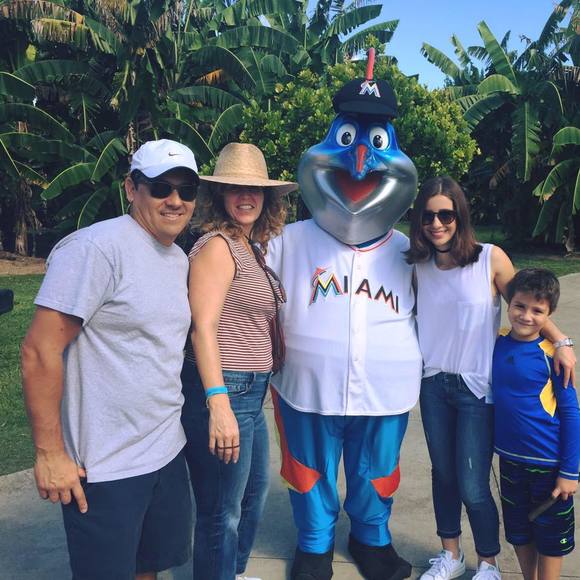 Meet your Posher, Amelia - Picture 2 of 5