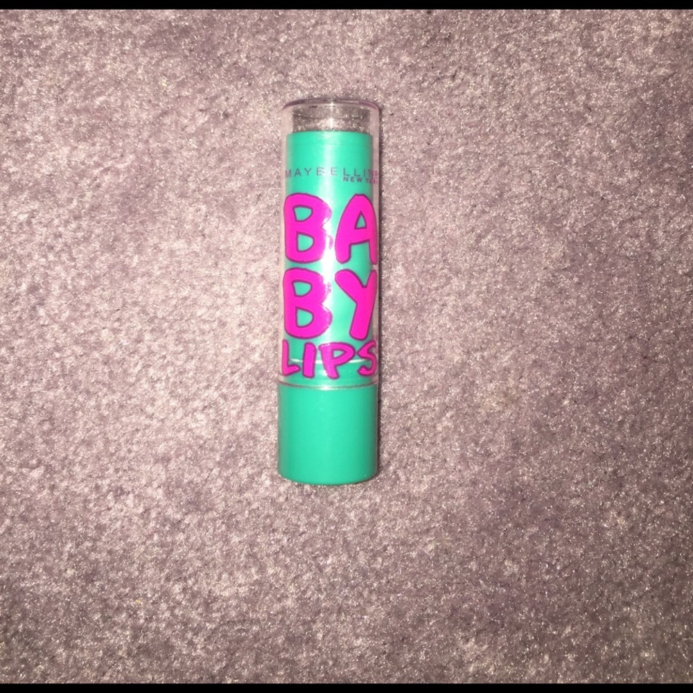 20 Grape Vine Baby Lips
