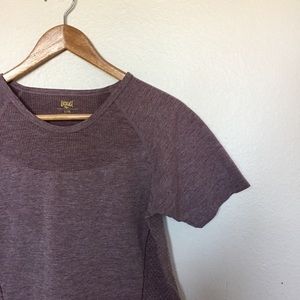 SOLD//Maroon purple everlast workout t-shirt