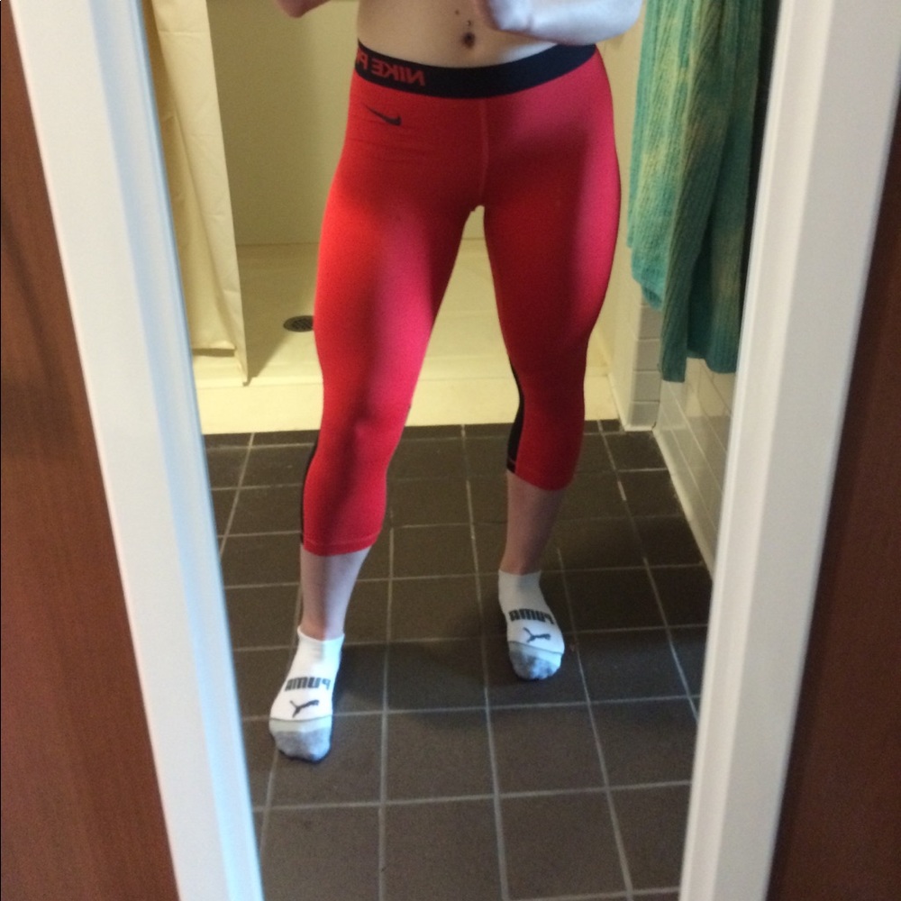 Womens Nike Pro crop leggings