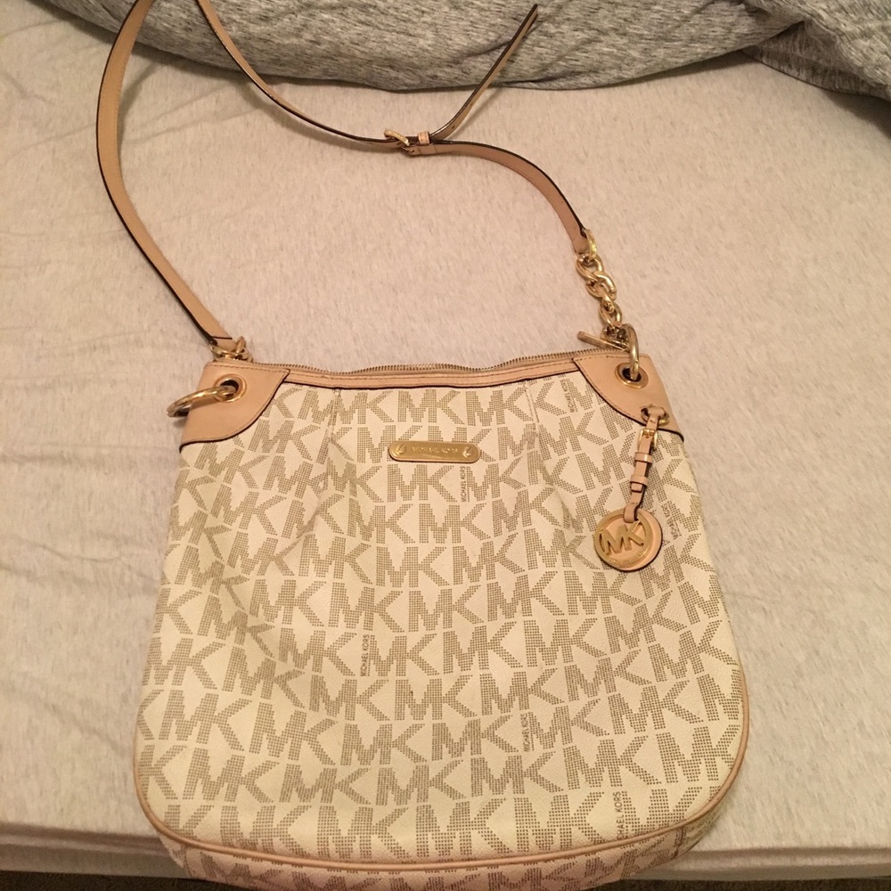 Michael Kors long-chain purse, large size