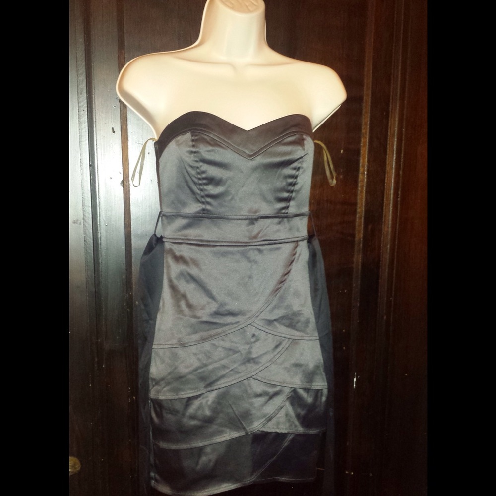 Brand new agaci strapless dress