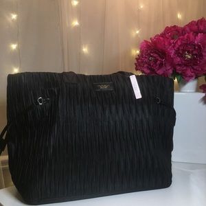 ✨New✨ Victoria's Secret Tote Bag