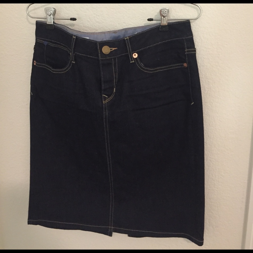 GAP 1969 dark denim skirt