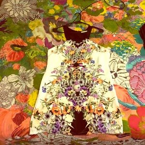 Mini dress in spring print