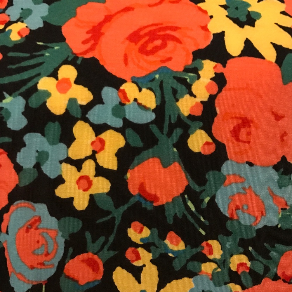 LuLaRoe 2X 🌹🌷FLORAL ROSE🌷🌹 JULIA **BNWOT**