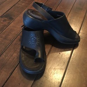 Dansko Black Sandle