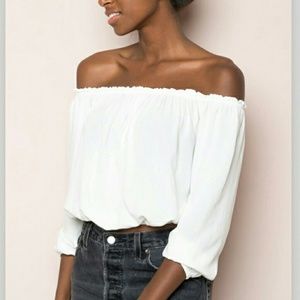 BRAND NEW brandy melville white crop top NWT😊