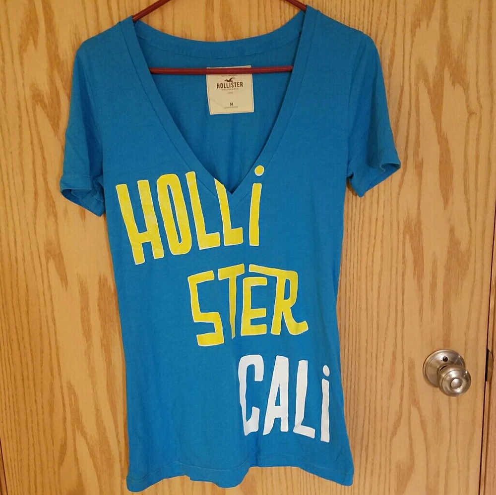 Women's Hollister California V-neck