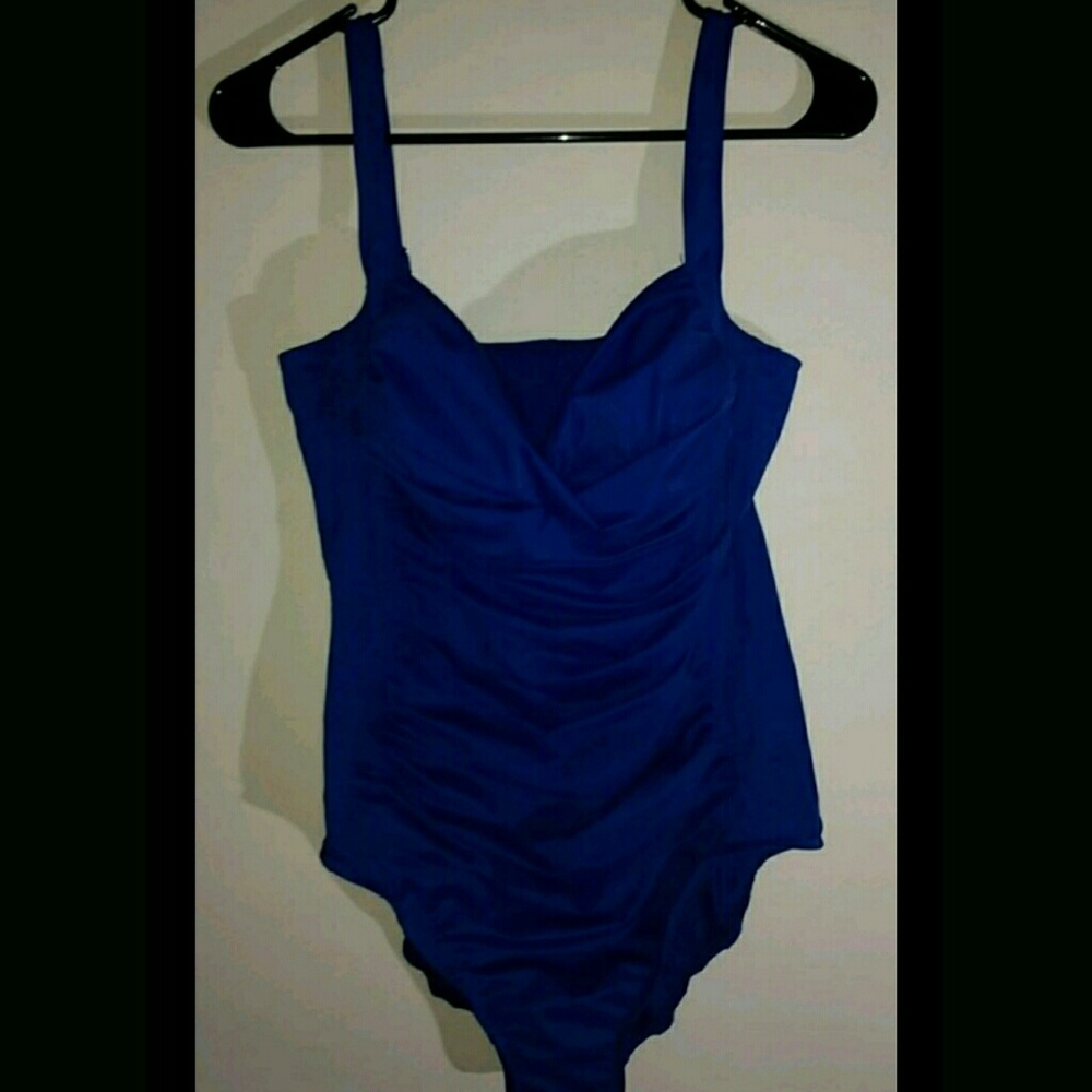 NWOT Croft & Barrow Onepiece