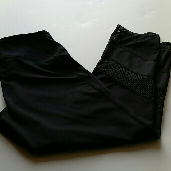 Sold Z by Zella capri leggins size XS - Picture 2 of 4