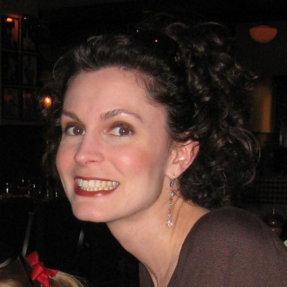 Meet your Posher, Leslie