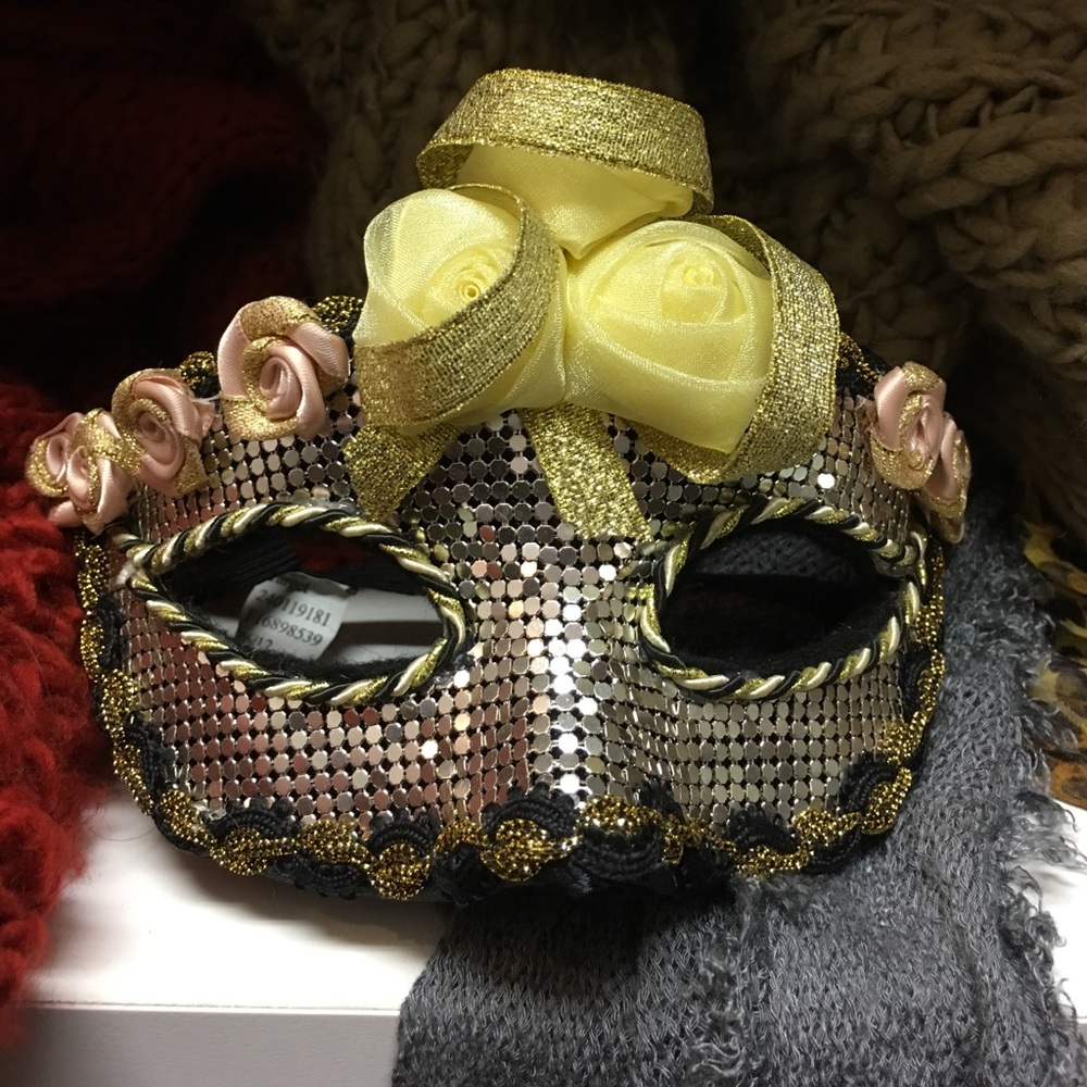 masquerade mask