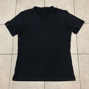 Black Lululemon Basic V-Neck | Large