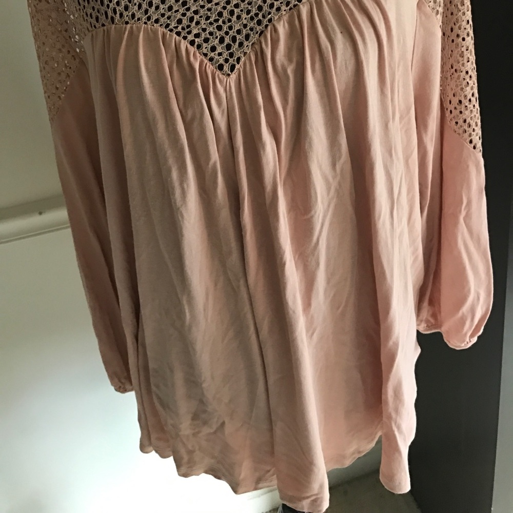 Pink blouse - Picture 4 of 4
