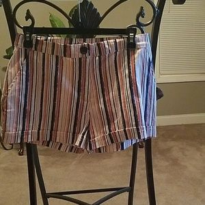 Cute shorts. New with tags😃