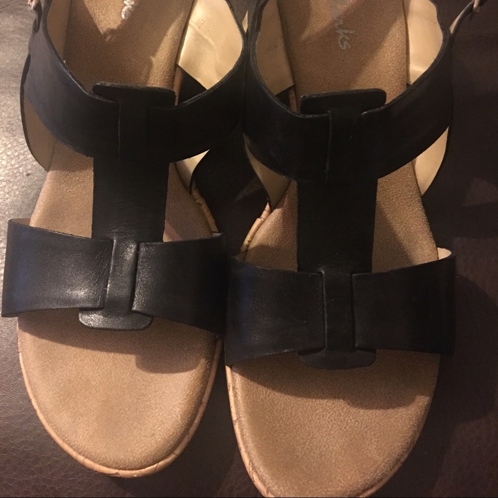 Wedge sandals size 10. Clarks. Black.