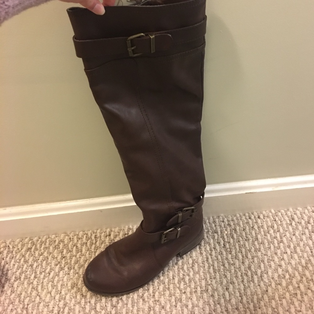 Riding boots