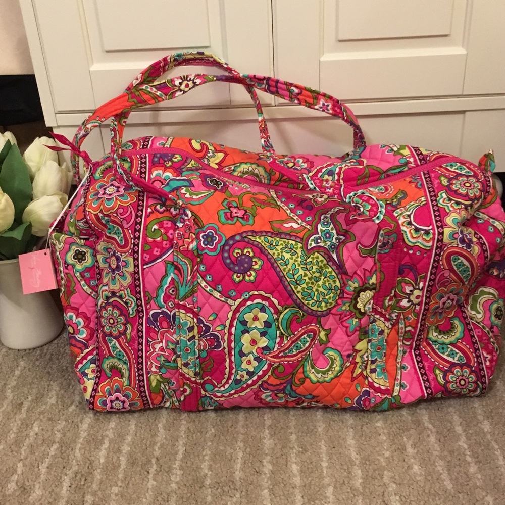 🎀NWT Vera Bradley Large Duffel Pink Swirls🎀