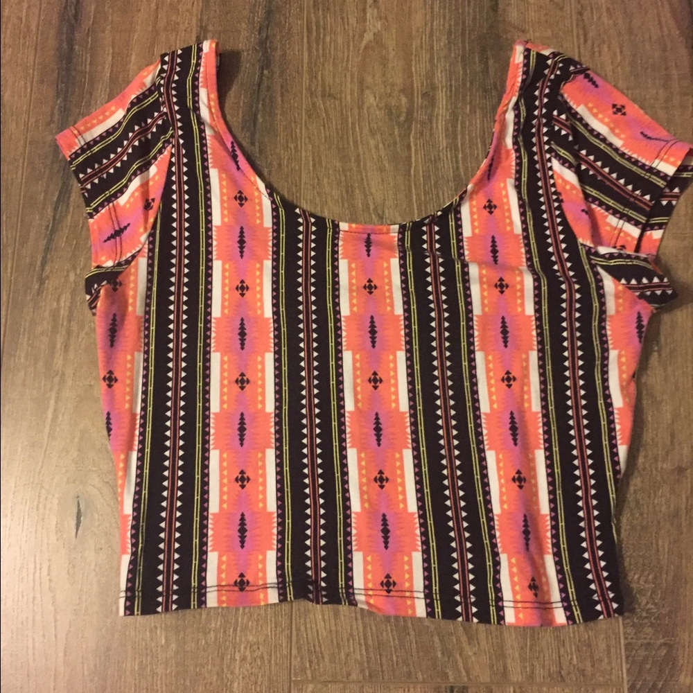 Crop top