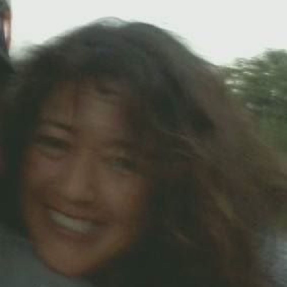 Meet your Posher, Rena