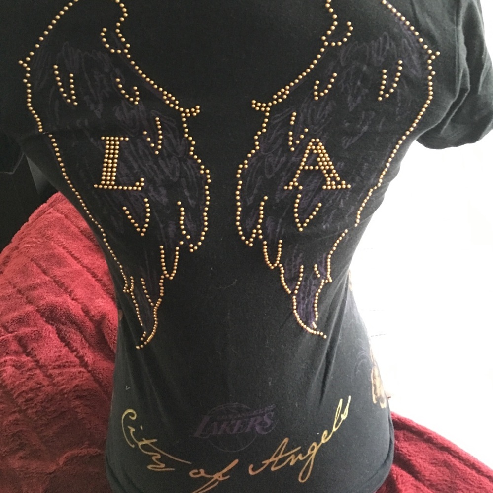 🙏REMEMBER KOBE🙏LA LAKERS, "BLING" ANGEL WING TEE - Picture 2 of 4