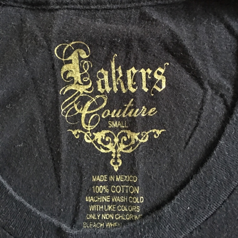 🙏REMEMBER KOBE🙏LA LAKERS, "BLING" ANGEL WING TEE - Picture 4 of 4