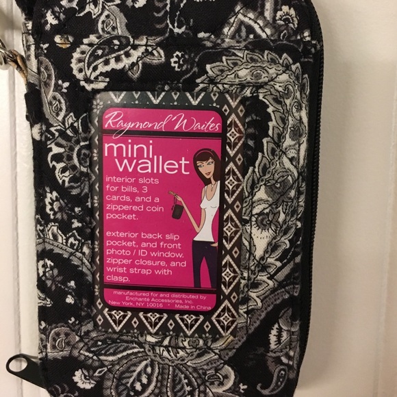 Cute Zip Around Wallet - Picture 4 of 4