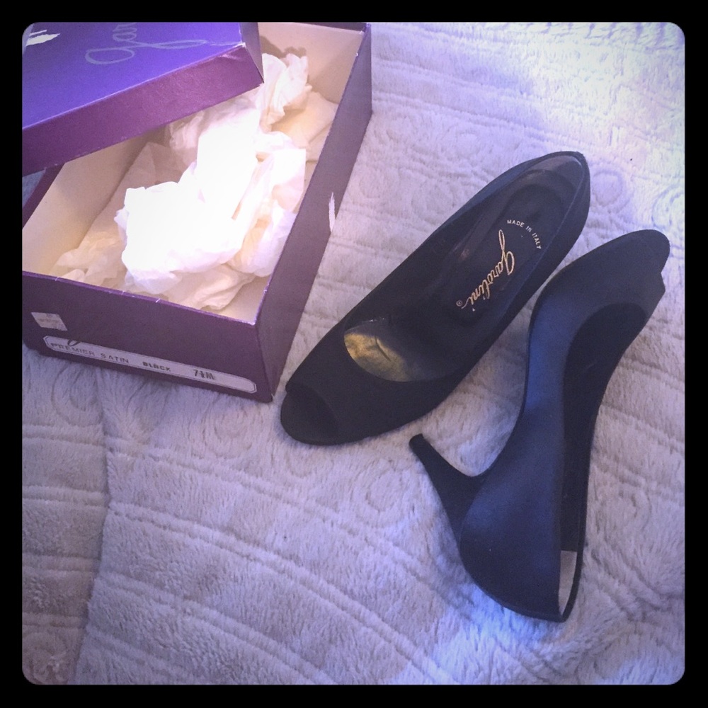 Vintage Nordstrom heels in original box!
