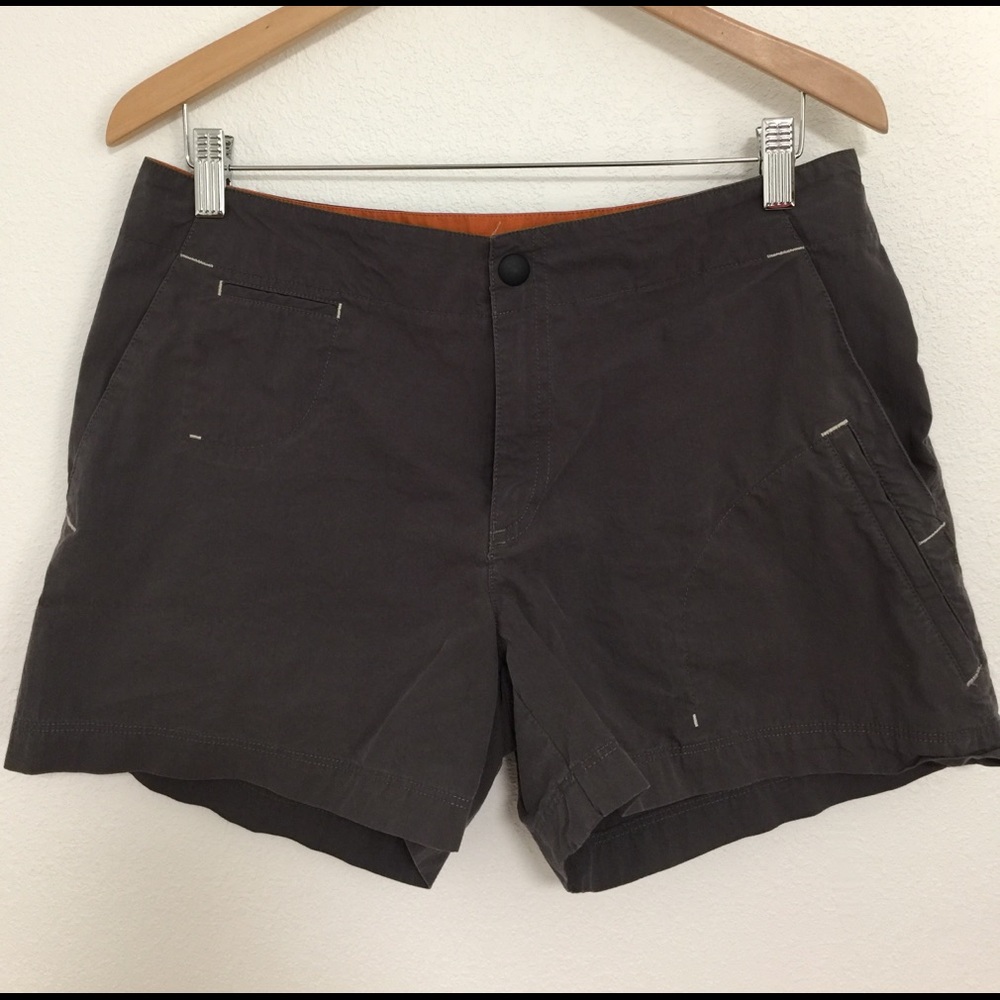Size 10 women's REI shorts