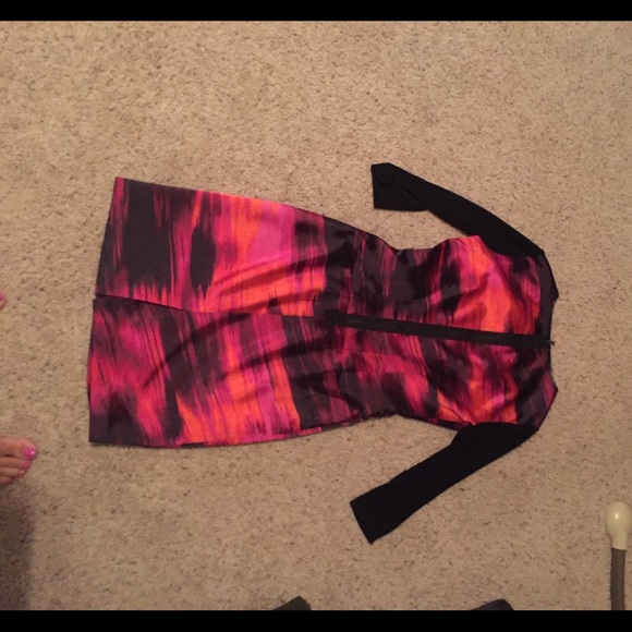 Dress - Picture 2 of 2