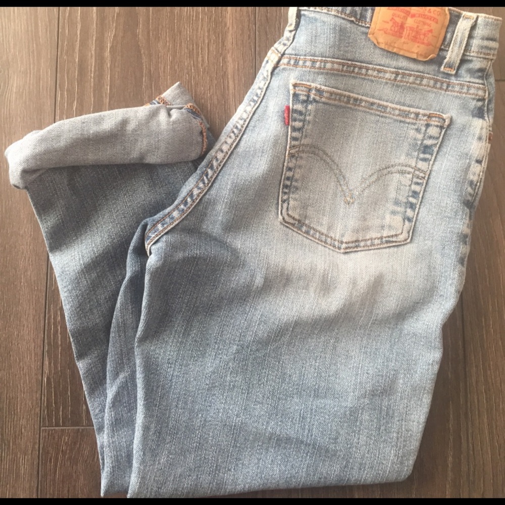 Levi's high waisted mom jeans