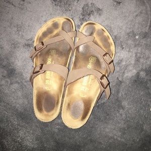 Mayari mocha birkenstocks