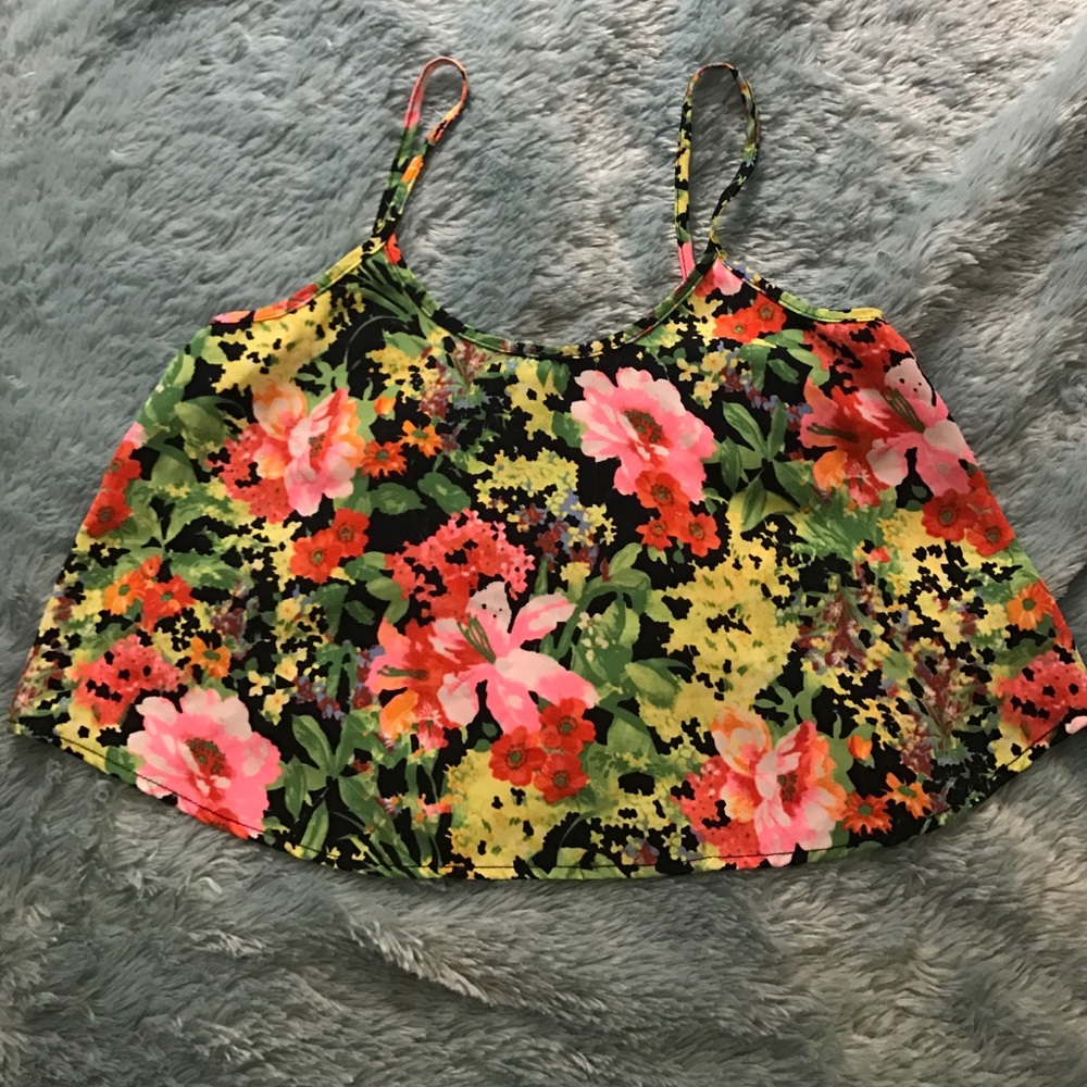 Soprano crop top
