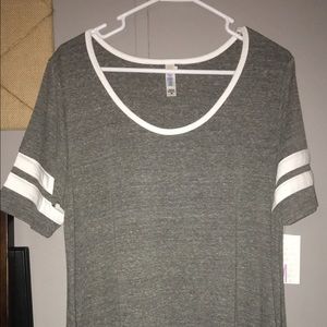 Lularoe Perfect T