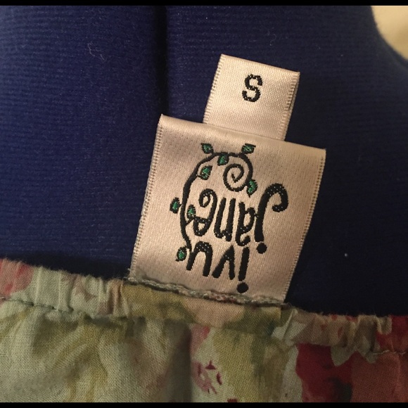 SOLD!!!!! 💚Ivy Jane Dress💚 - Picture 3 of 4