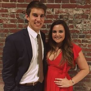 Meet your Posher, Caroline