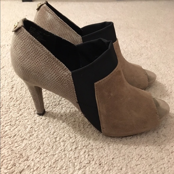 Anne Klein heels - Picture 3 of 4