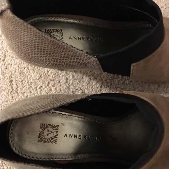 Anne Klein heels - Picture 4 of 4