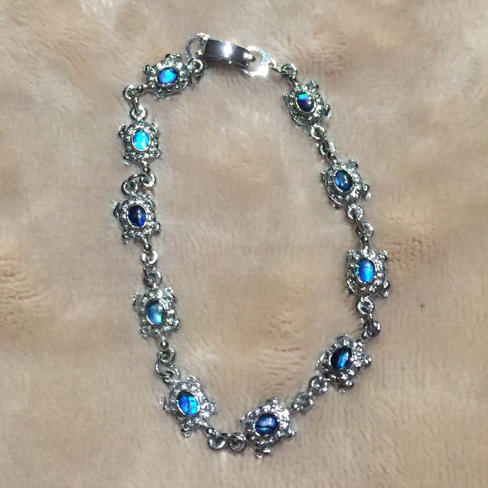 Silver sapphire bracelet