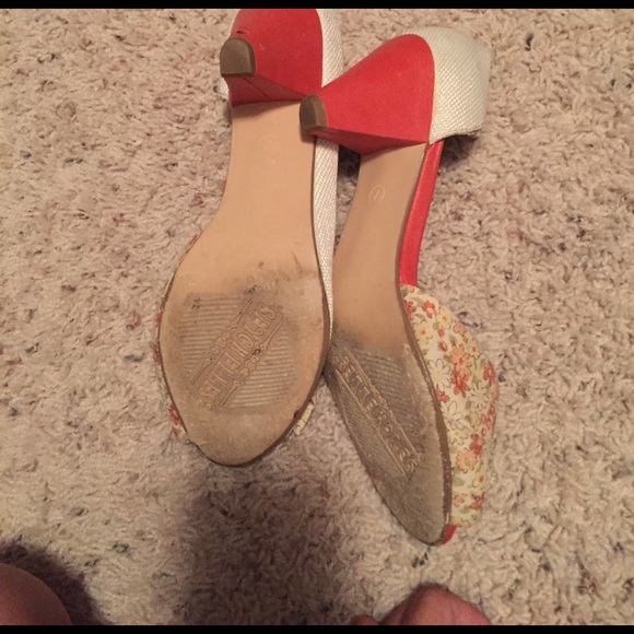 Shoes - Picture 3 of 3