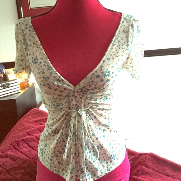 Forever 21 Tops - FLORAL, SHEER, V-NECK BLOUSE