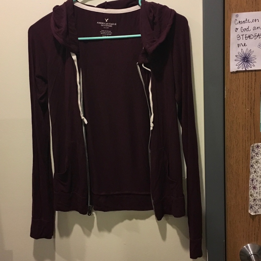 American Eagle Zip up