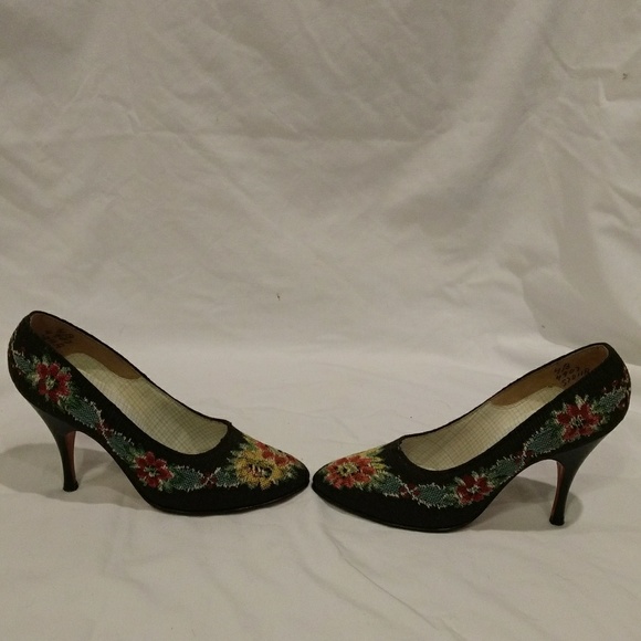 SOLD! Vintage 1950s Saks Fifth Avenue SOLD!!! - Picture 3 of 4