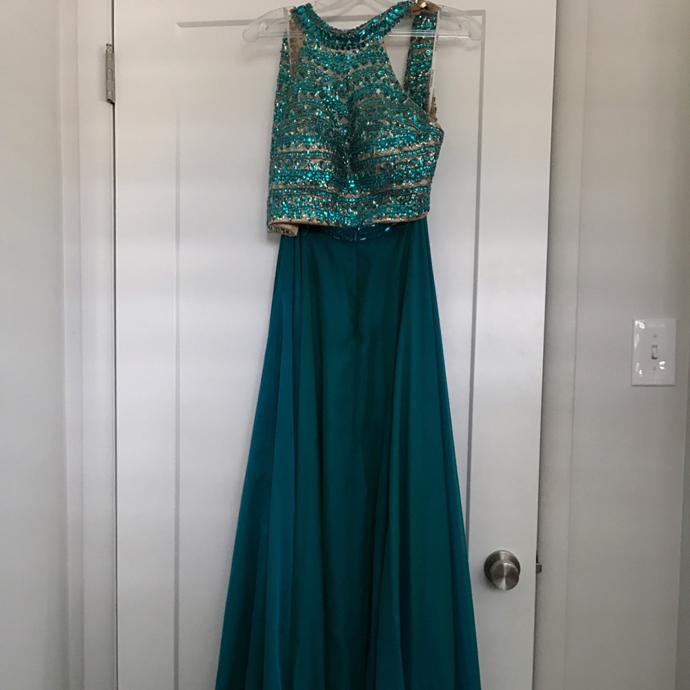 Sherri Hill Prom Dress