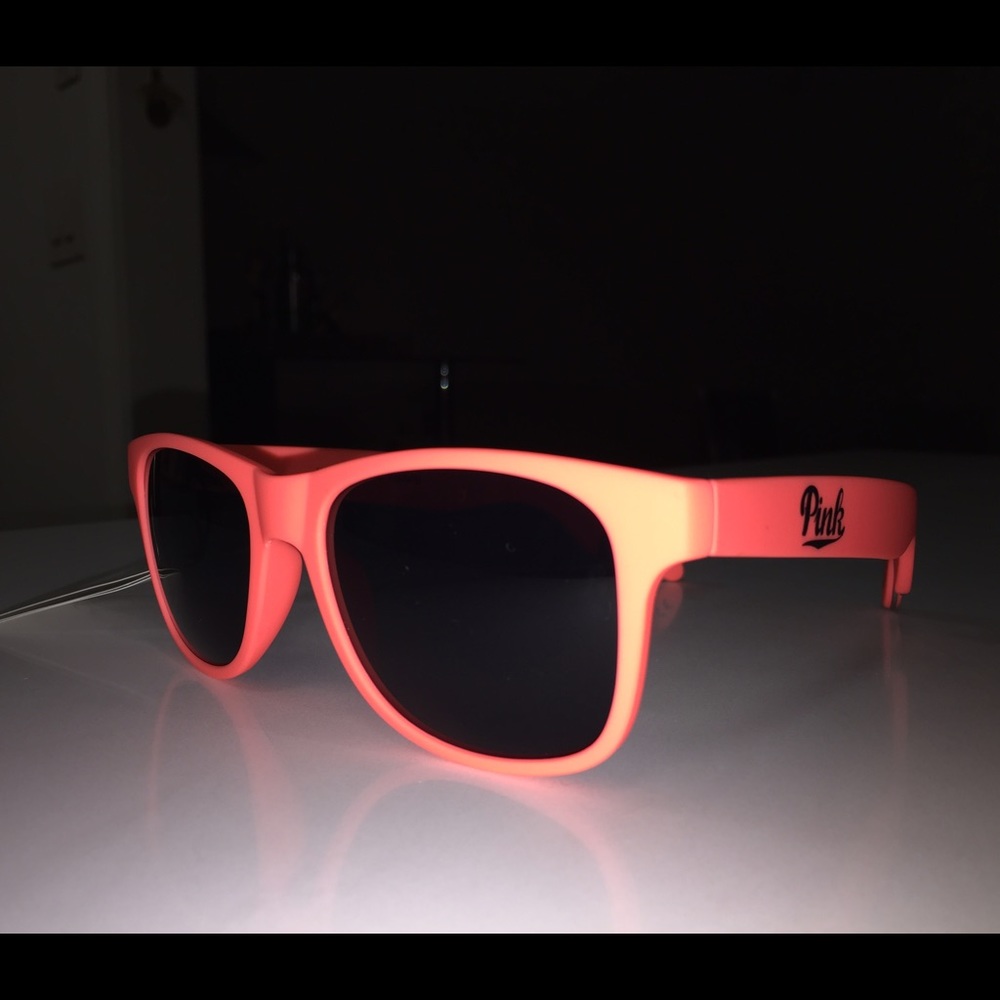 New Victoria Secret PINK Sunglasses Wayfarer