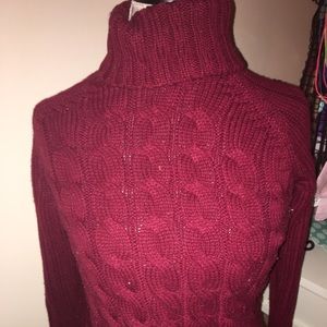 Cable knit turtleneck