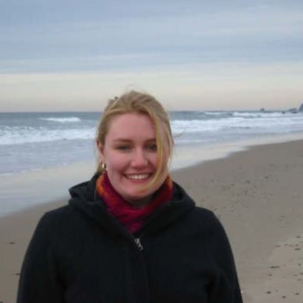 Meet your Posher, Elise