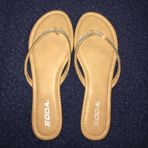 Soda Shoes - Flip flops
